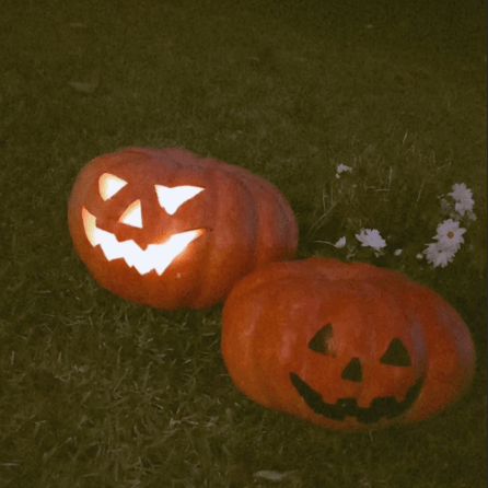 Estrutura decorativa temática de Halloween