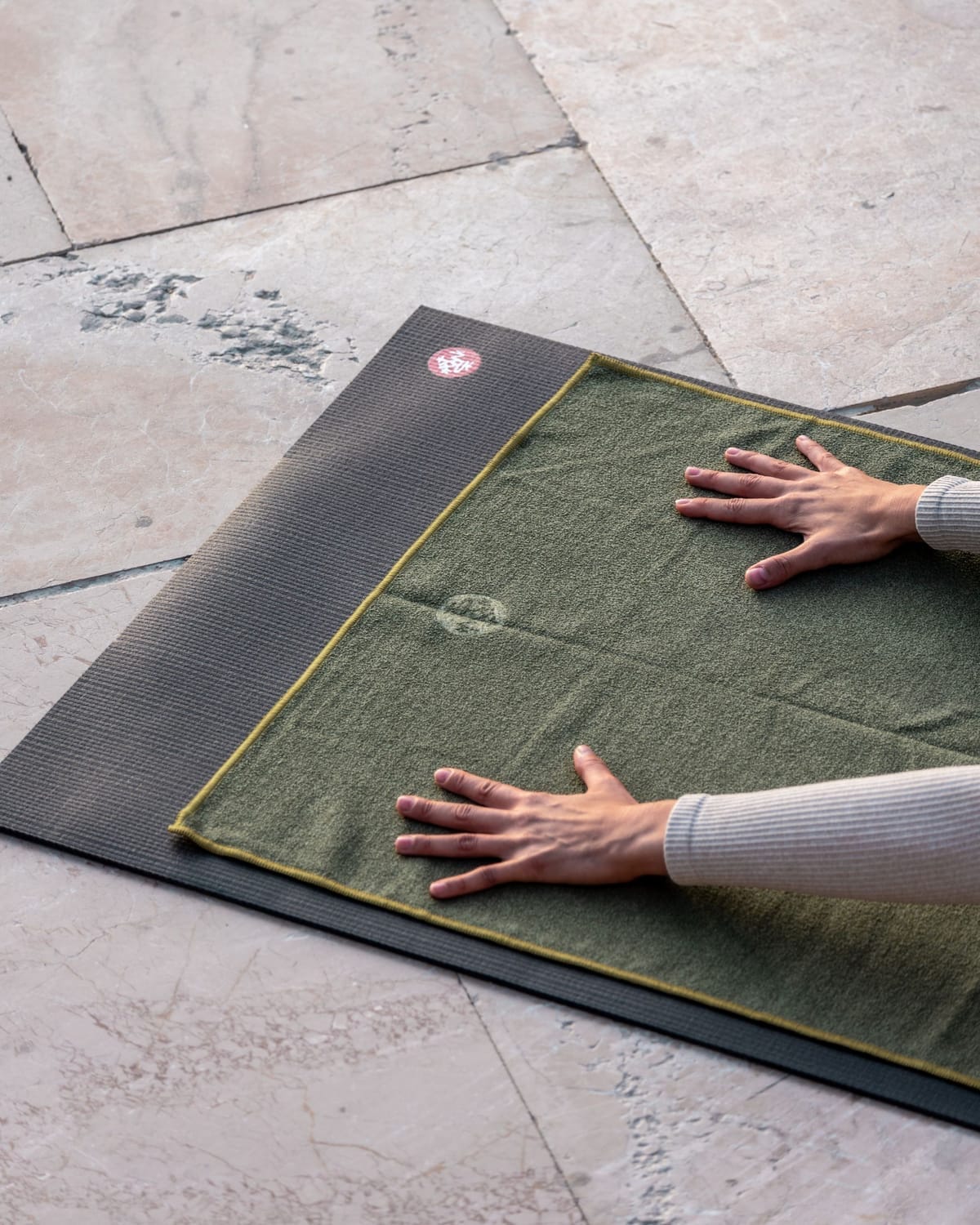 forward-fold-yoga-asana-retreat