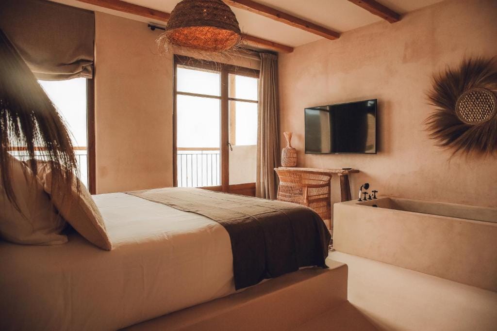 bali-style-hotel-in-spain
