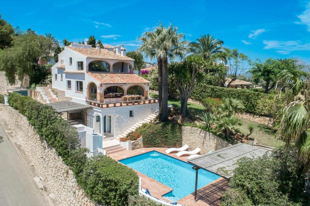 cozy-villa-in-costa-blanca-javea-spain