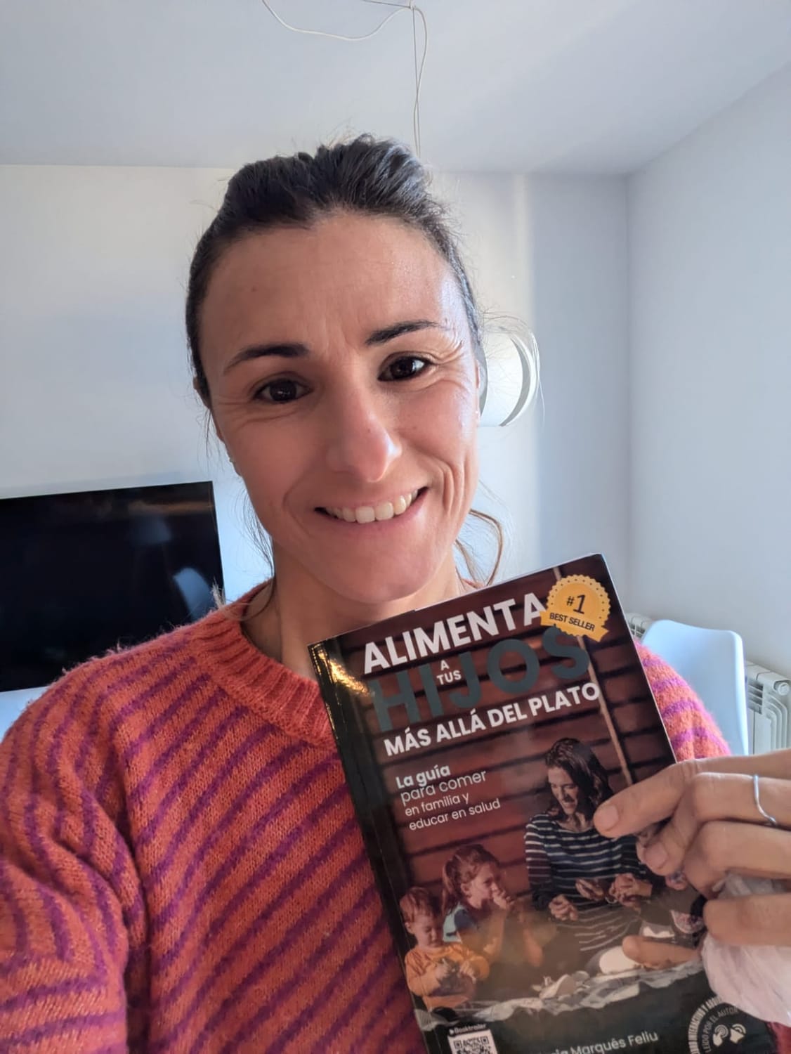 Lectora 12 con el libro Alimenta a tus hijos más allá del plato