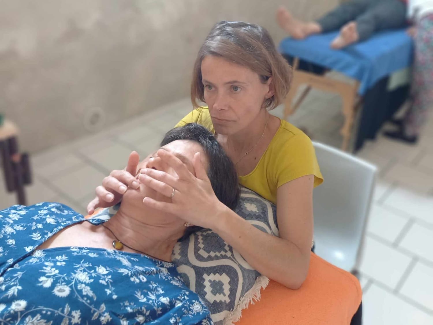 Affiner le contact des mains