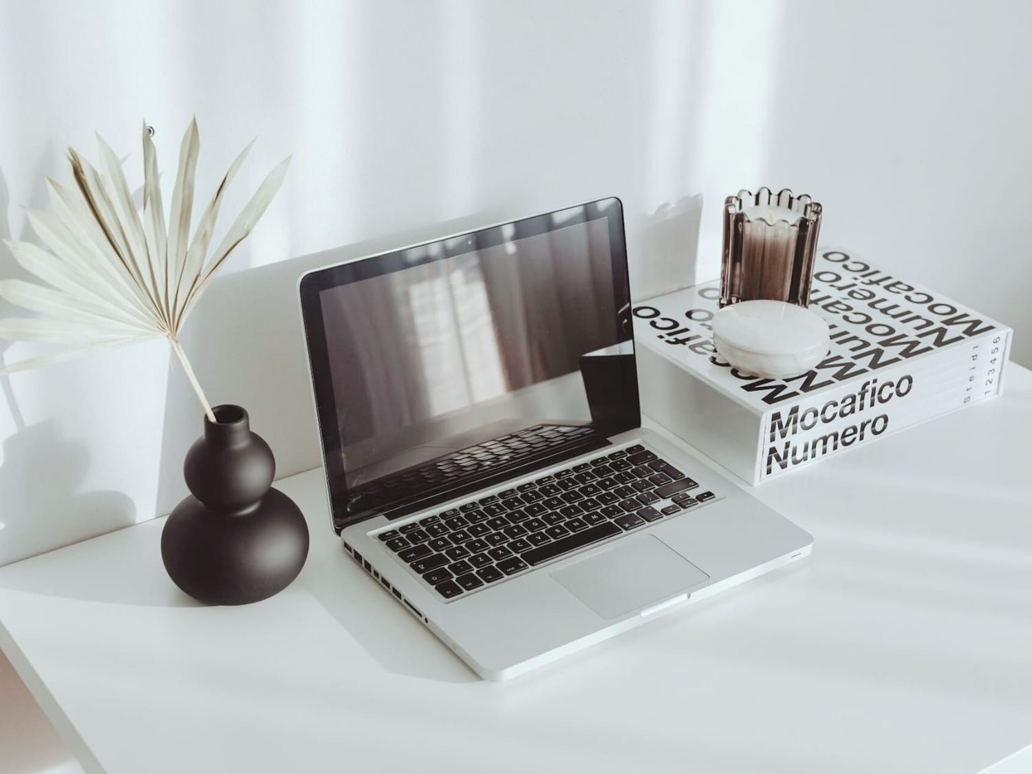 scale-business-services-to-products-guide