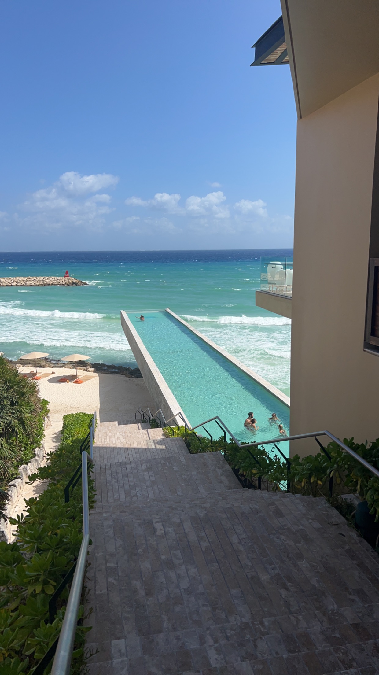 xcaret arte pool