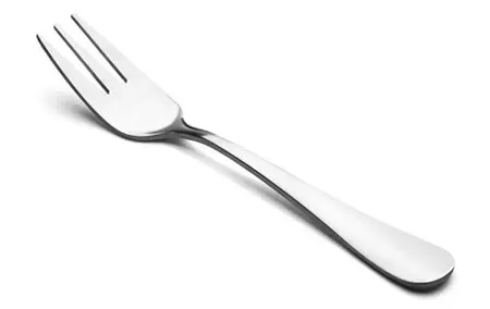 ❑ SMALL FORK OR SPOON → I'm not going to eat my newly sliced fruit with my fingers, and you shouldn't either. So, get yourself a small fork or spoon. Your call.