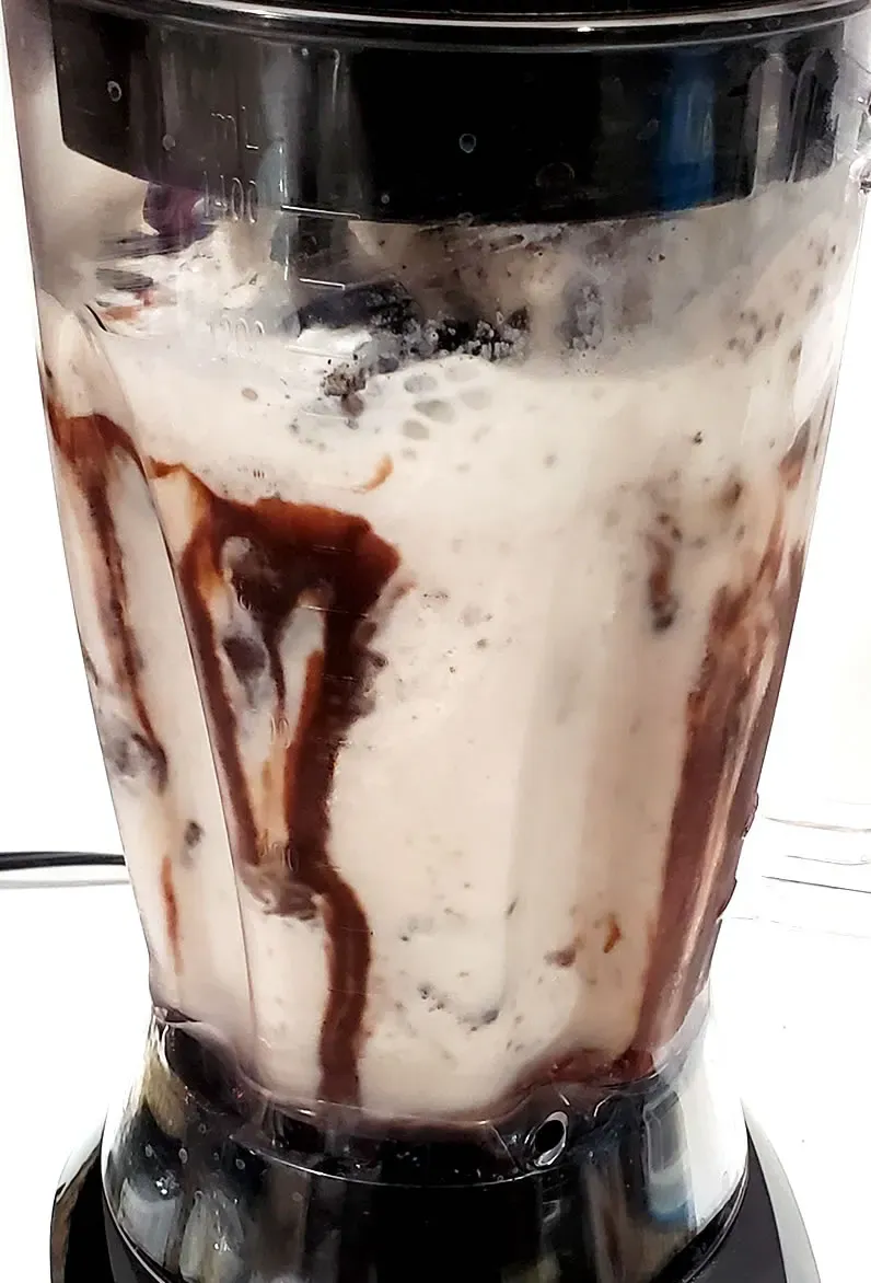 Bart Smith's Cookies & Cream Ice Cream Shake With Chocolate Syrup & Crushed Oreo Wafers
