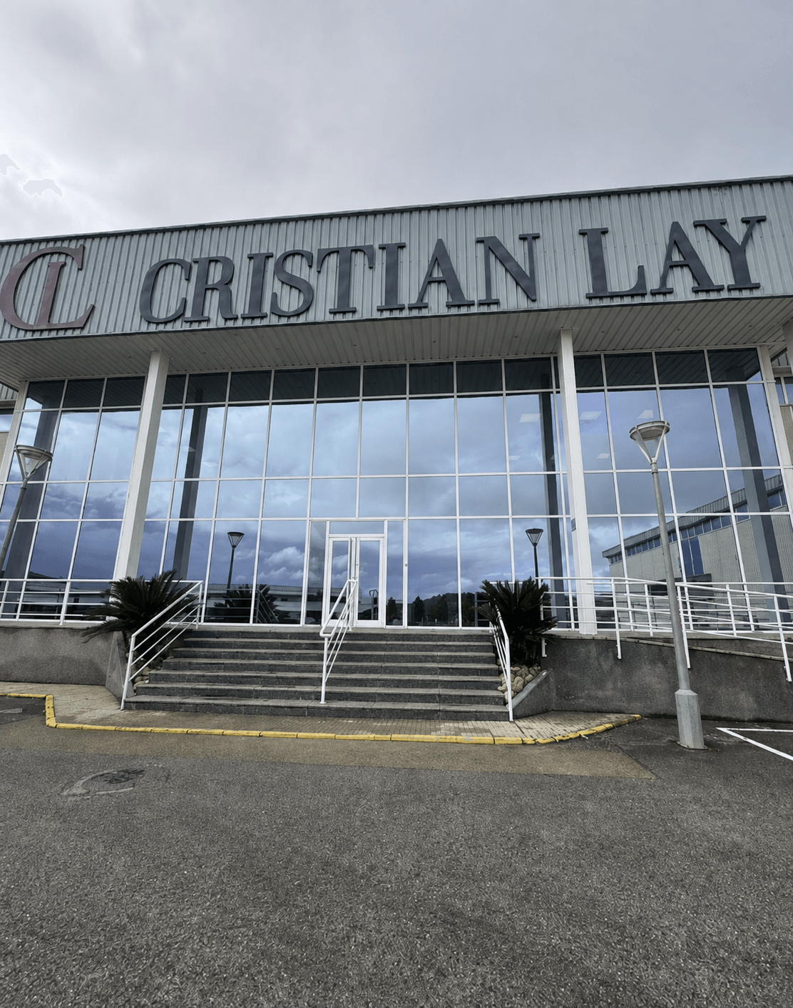Loja Cristian Lay