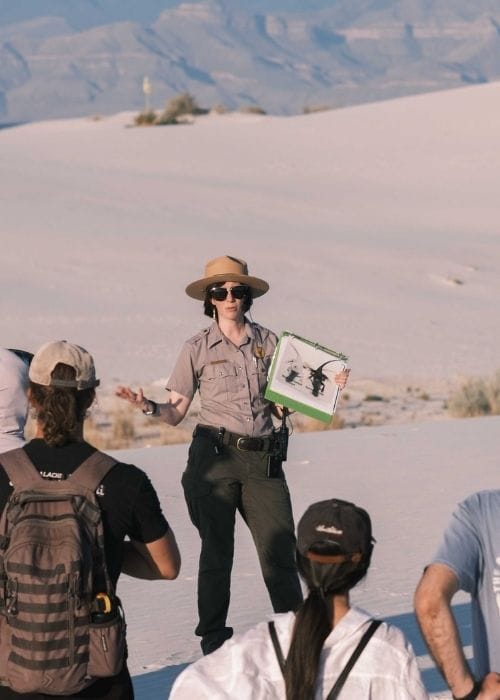 Auf deiner Webseite bist du die Reiseleitung für die Reise deiner Kundin zu einem besseren ICH