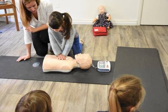 Atelier de secourisme pour les parents et les enfants