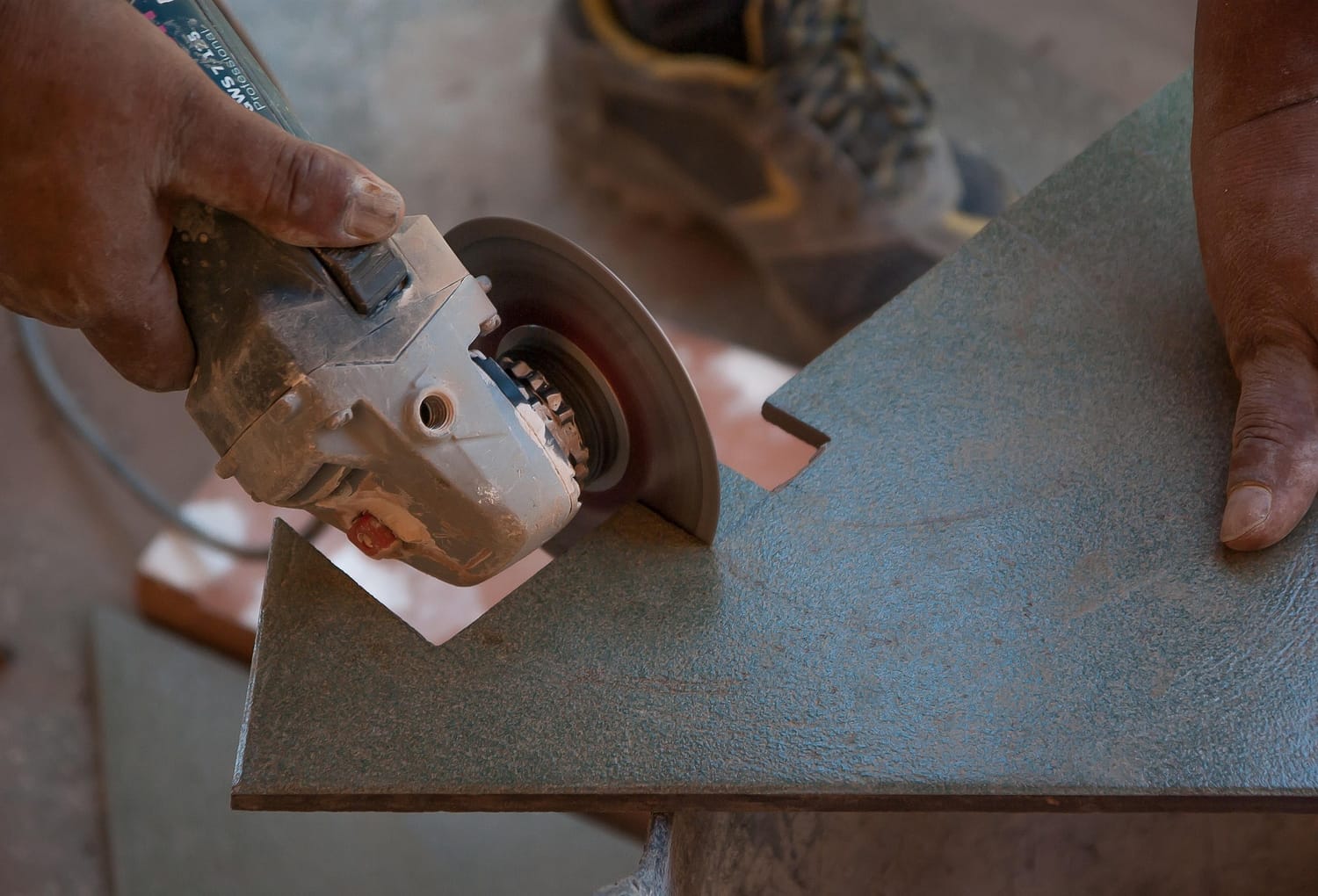 Fondara pour qui artisan bâtiment maçon plaquiste couvreur carreleur menuisier