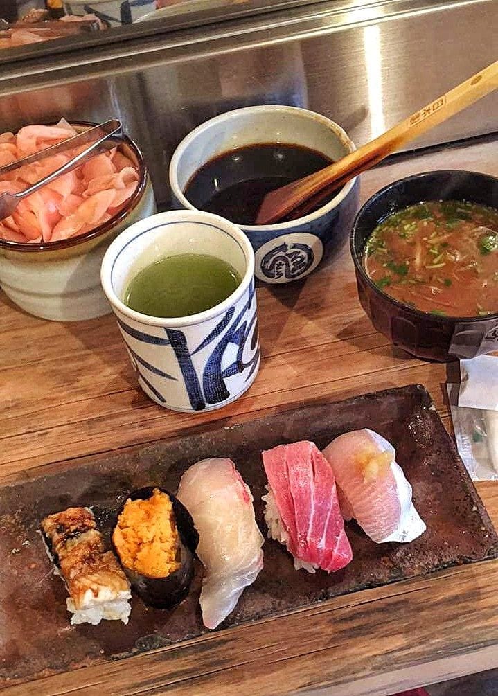 Sushi autentico giapponese