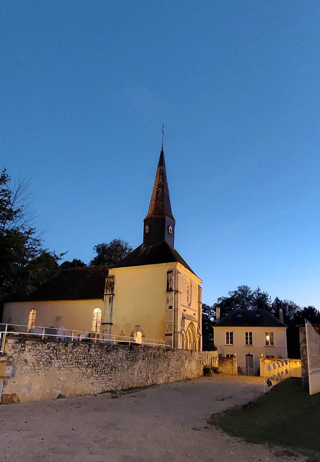 Église de Corbon