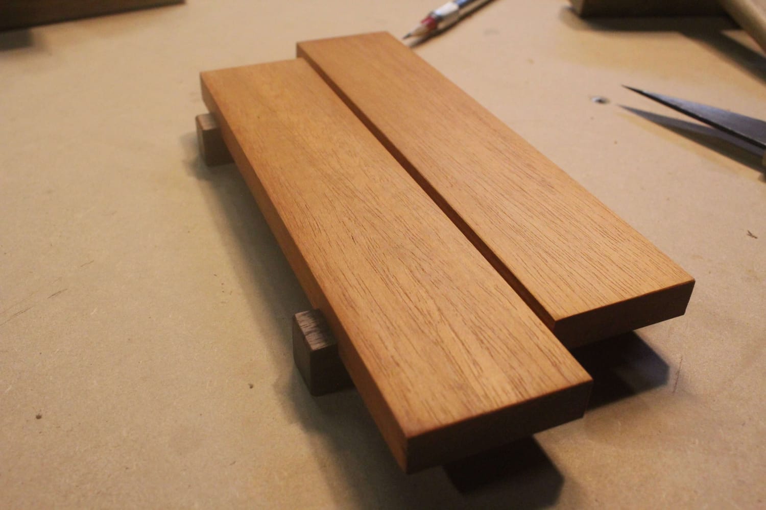 Sushi Tray: a simple small project for beginner woodworking