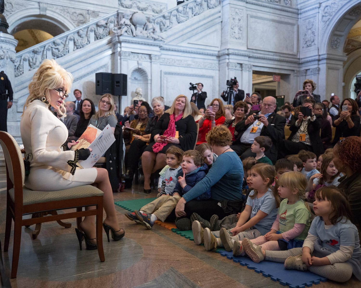 Dolly Parton - Imagination Library