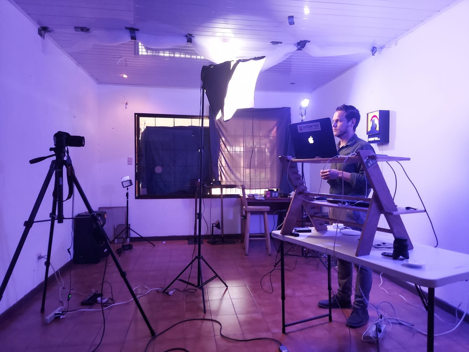 Producción audiovisual Curso producción audiovisual ¿Qué incluye la producción audiovisual? ¿Cuáles son los incentivos para filmar en Costa Rica? ¿Cuánto se cobra en audiovisuales?