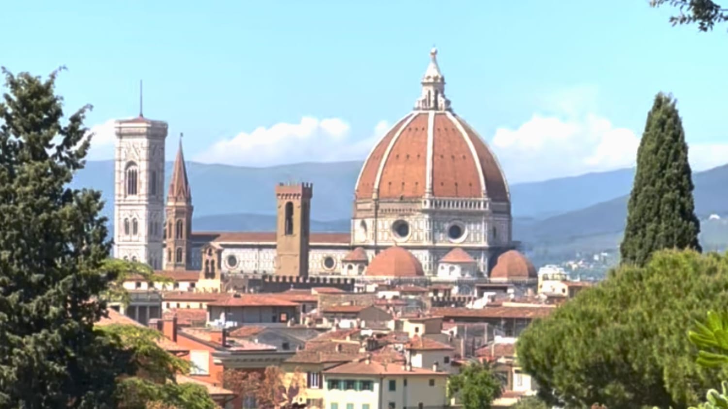 A view of Il Duomo in Florence seen from Giardino delle Rose.