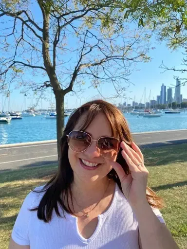 Yardena Krongold te acompaña para evolucionar tu carrera con autenticidad.