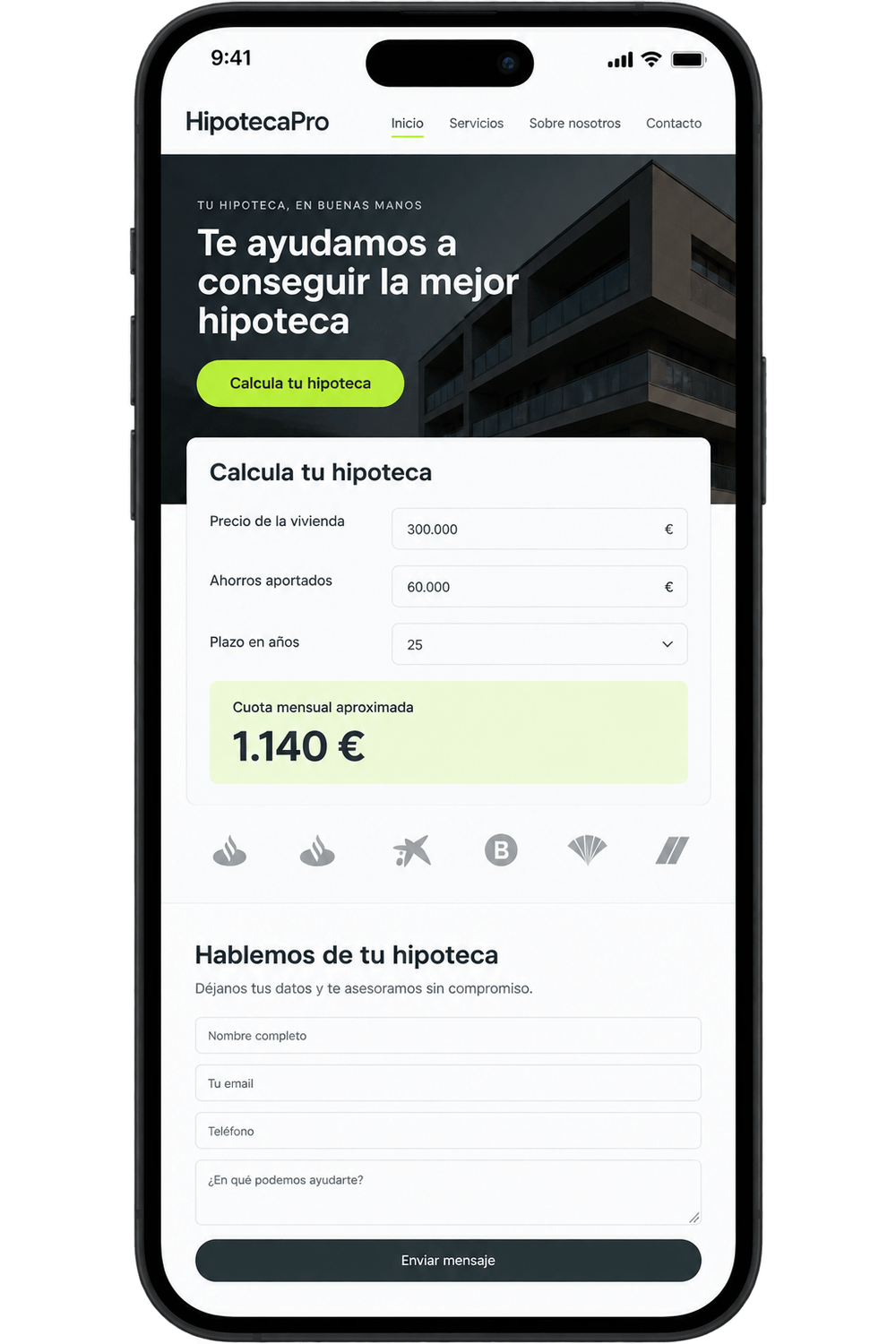 Web de un broker hipotecario vista en el m&oacute;vil: calculadora de cuota y formulario de estudio