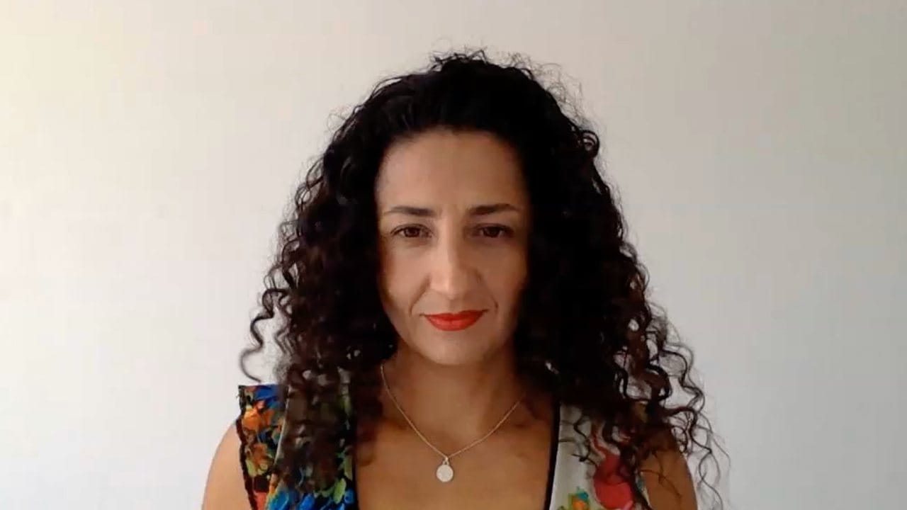 Marianella Ruiz en el video de bienvenida