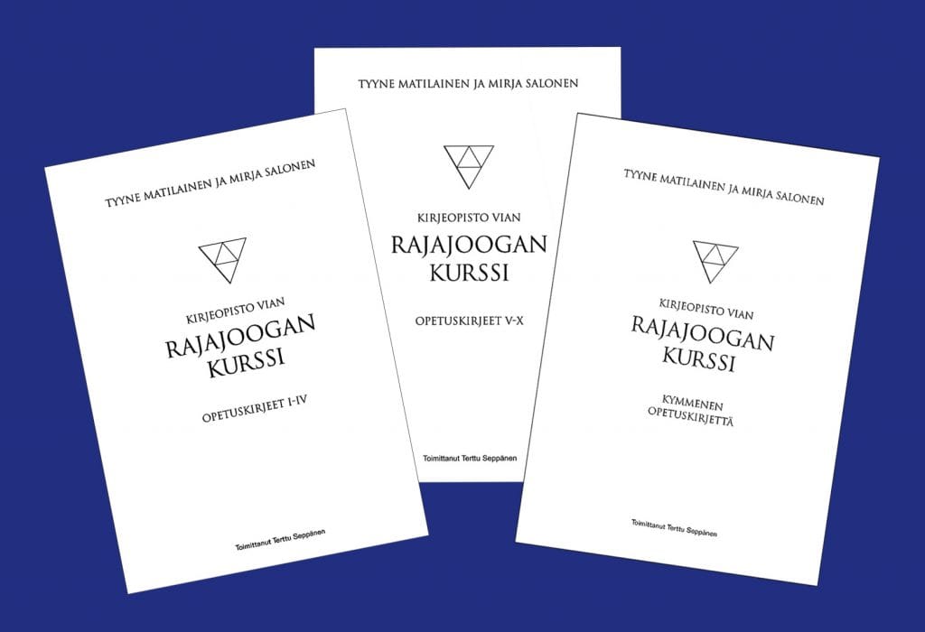Kirjeopisto Vian Rajajoogan kurssikirjat yksiosaisena sekä kaksiosaisena laitoksena.