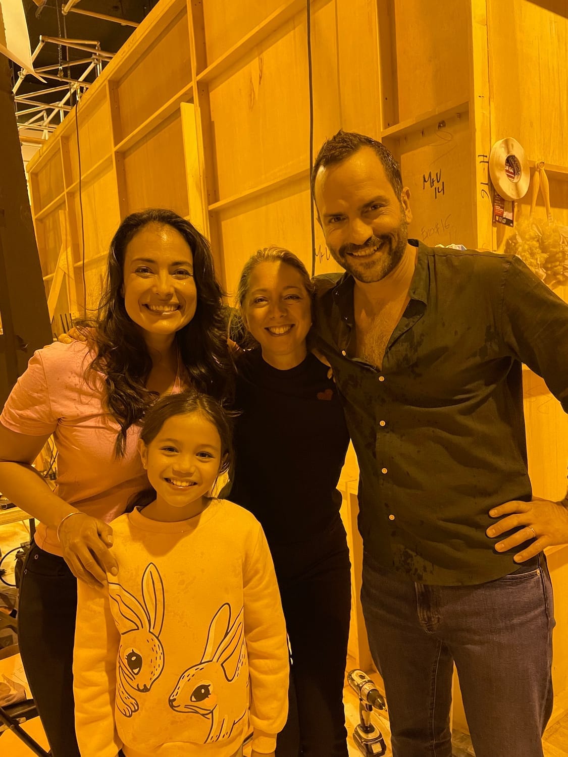 Vanessa Fox with the director and cast behind the scenes of Pillow Talk.