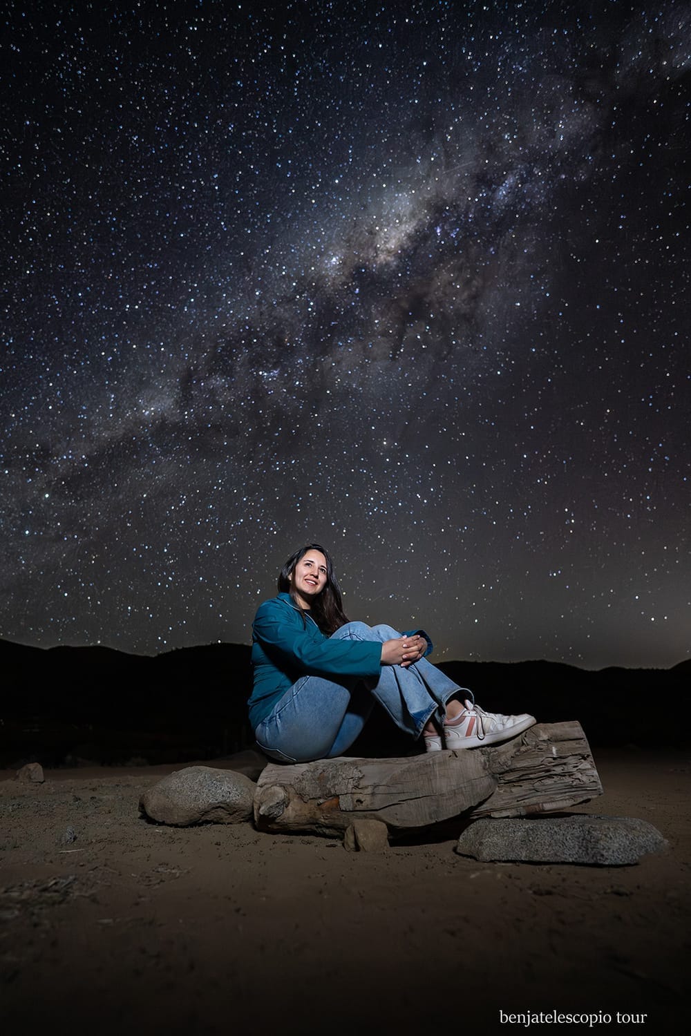 Fotografía con las estrellas en tour astronómico en el Valle del Elqui con telescopio