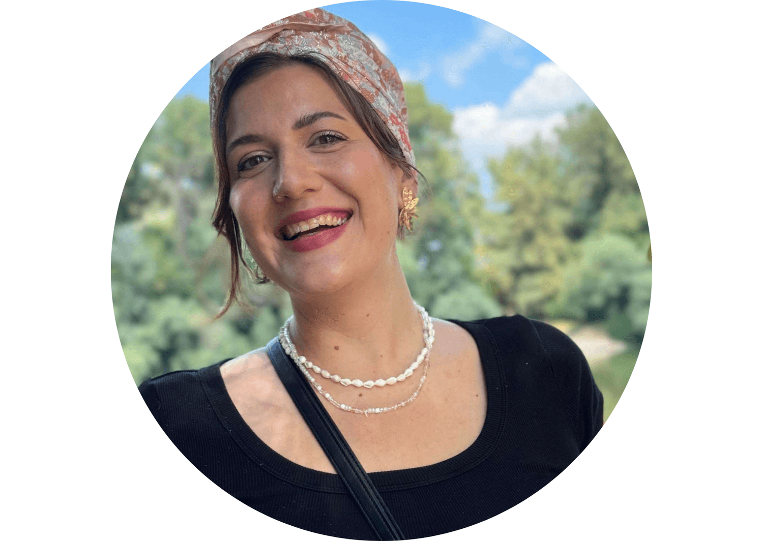 Olvasói visszajelzések a mesterséges intelligencia használata e-bookról, vállalkozók és szakemberek tapasztalataival, akik gyakorlati, érthető és azonnal alkalmazható AI-megoldásként értékelik az anyagot.