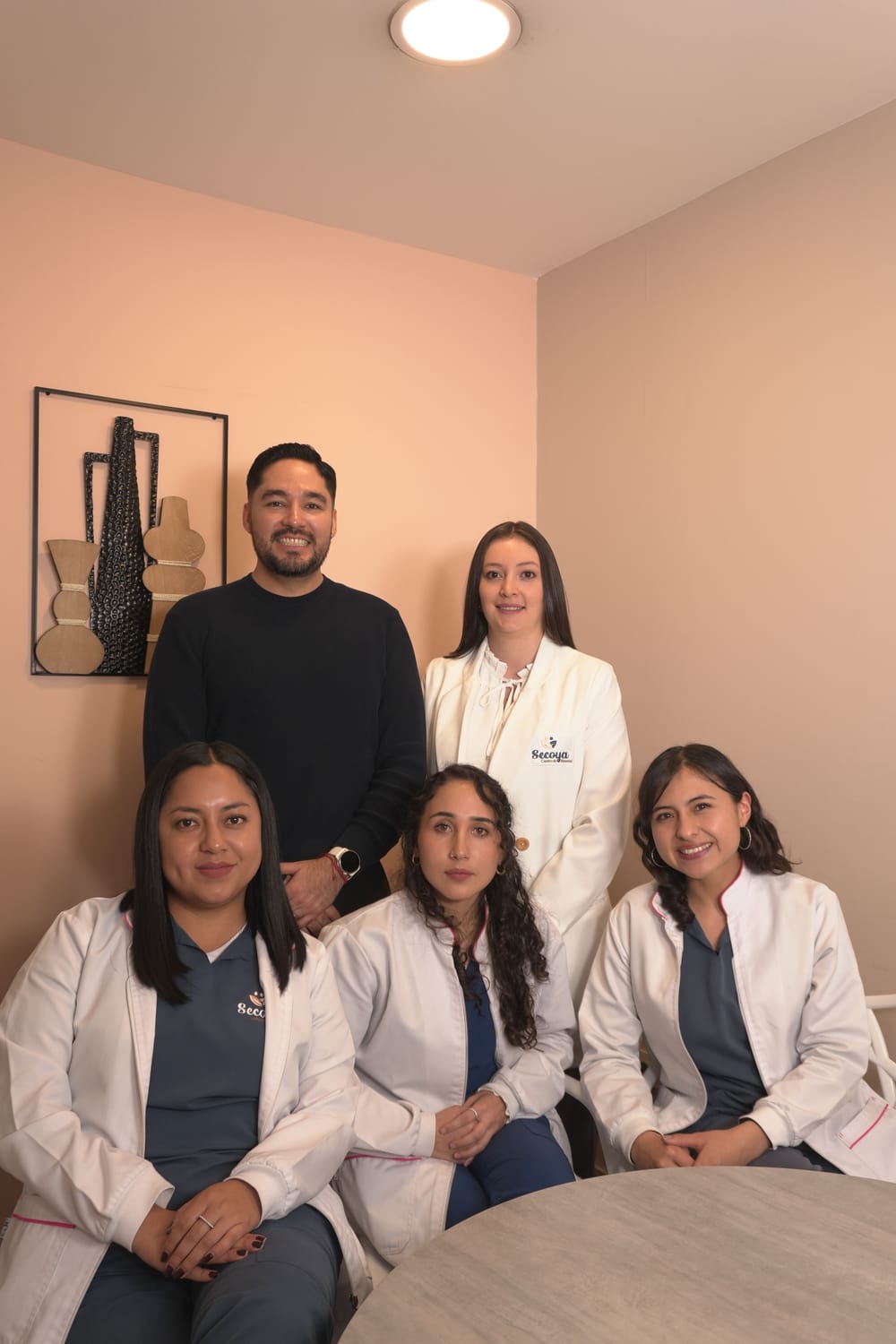 Equipo de psicólogos clínicos de Sequoia Centro de Bienestar en Quito