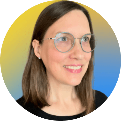 Headshot of Sarah Cooke