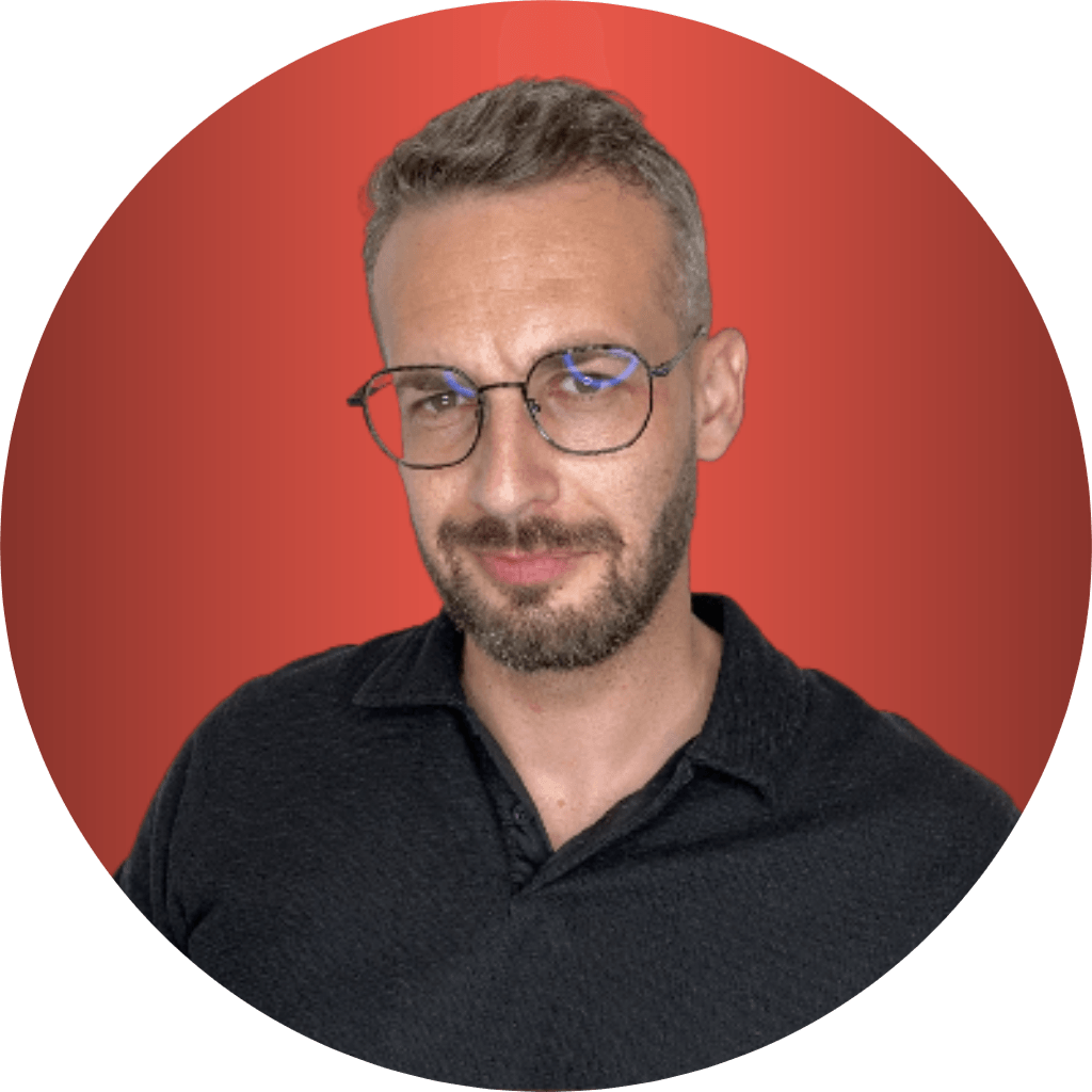 David Damour, conseiller immobilier iad