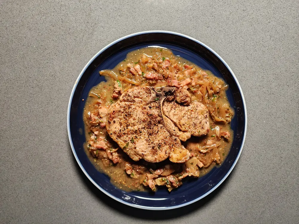 Pork Medallions with tangy Sauce Robert
