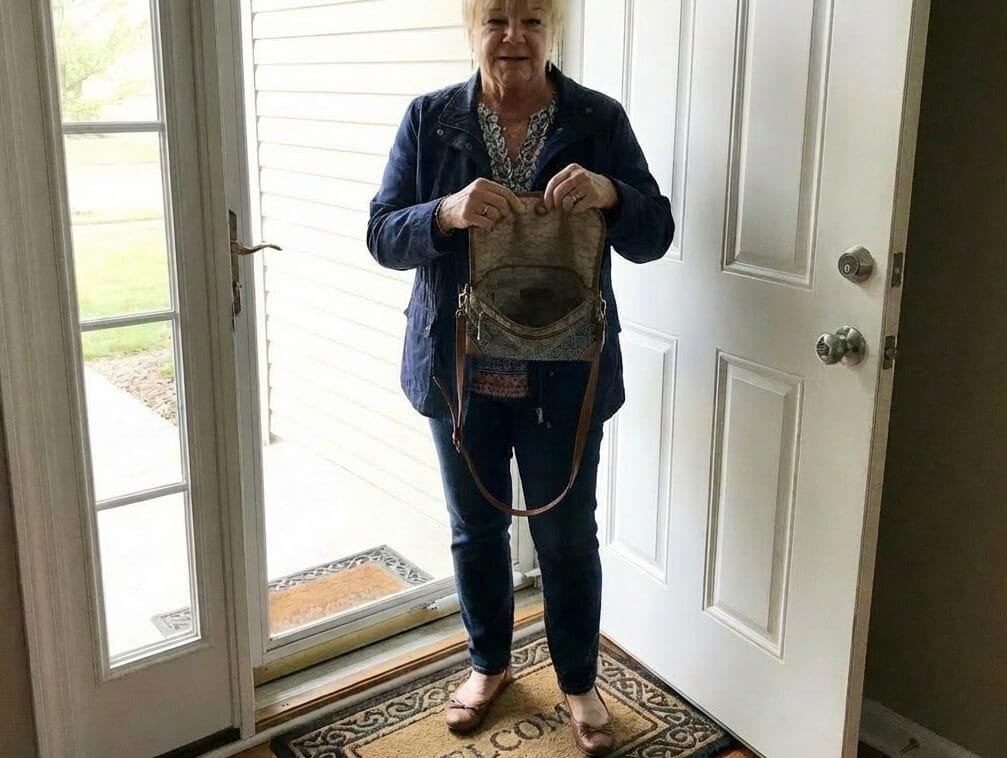 Patricia at door