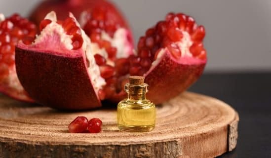 Pomegranate oil