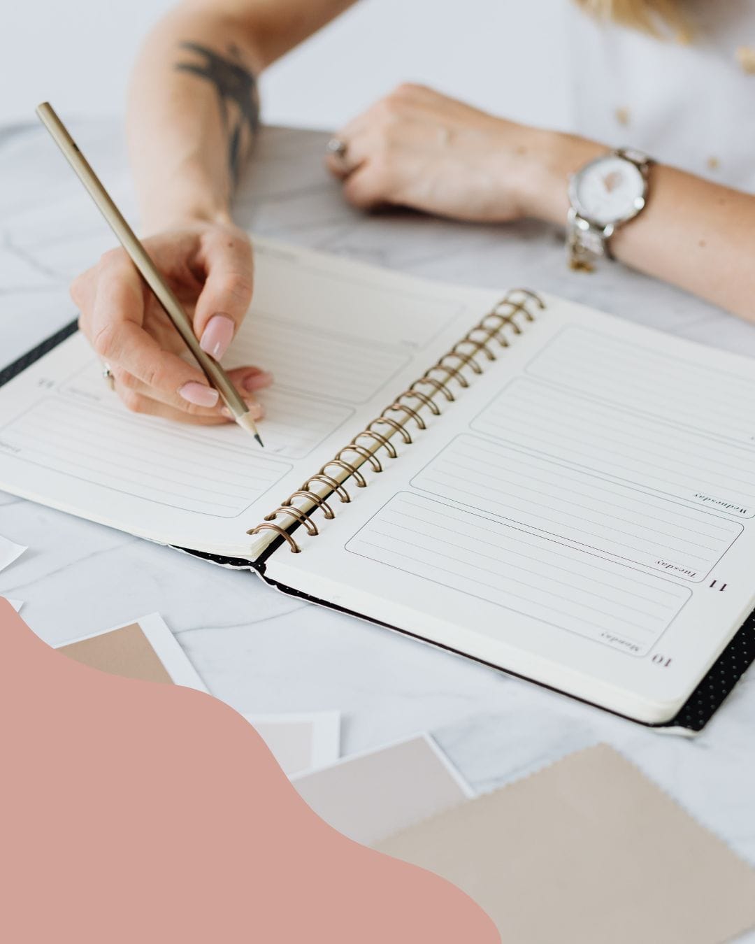 Stratégie et gestion de communication – Maëli, consultante pour entrepreneurs