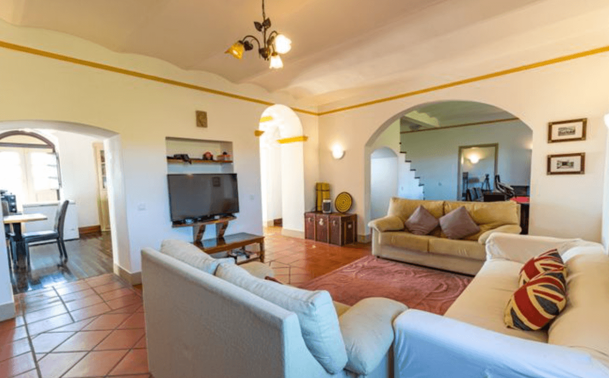 Sala de estar com lareira
