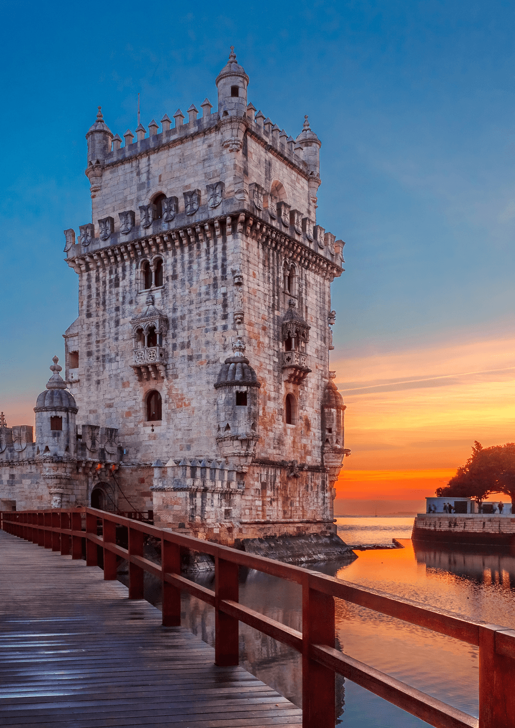 imagem da praça do comércio como ilustração e uma das opções que inclui no passeio privado em Lisboa