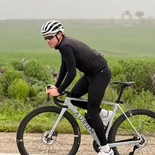 Daniel Parra en bici