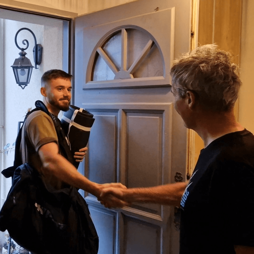 Julien Moulé, fondateur de CoachAlpes, coach sportif privé à Aix-les-Bains.