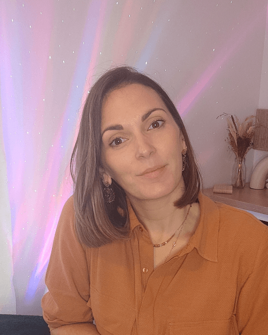 ELISE BLOOM, Facialiste à Gap