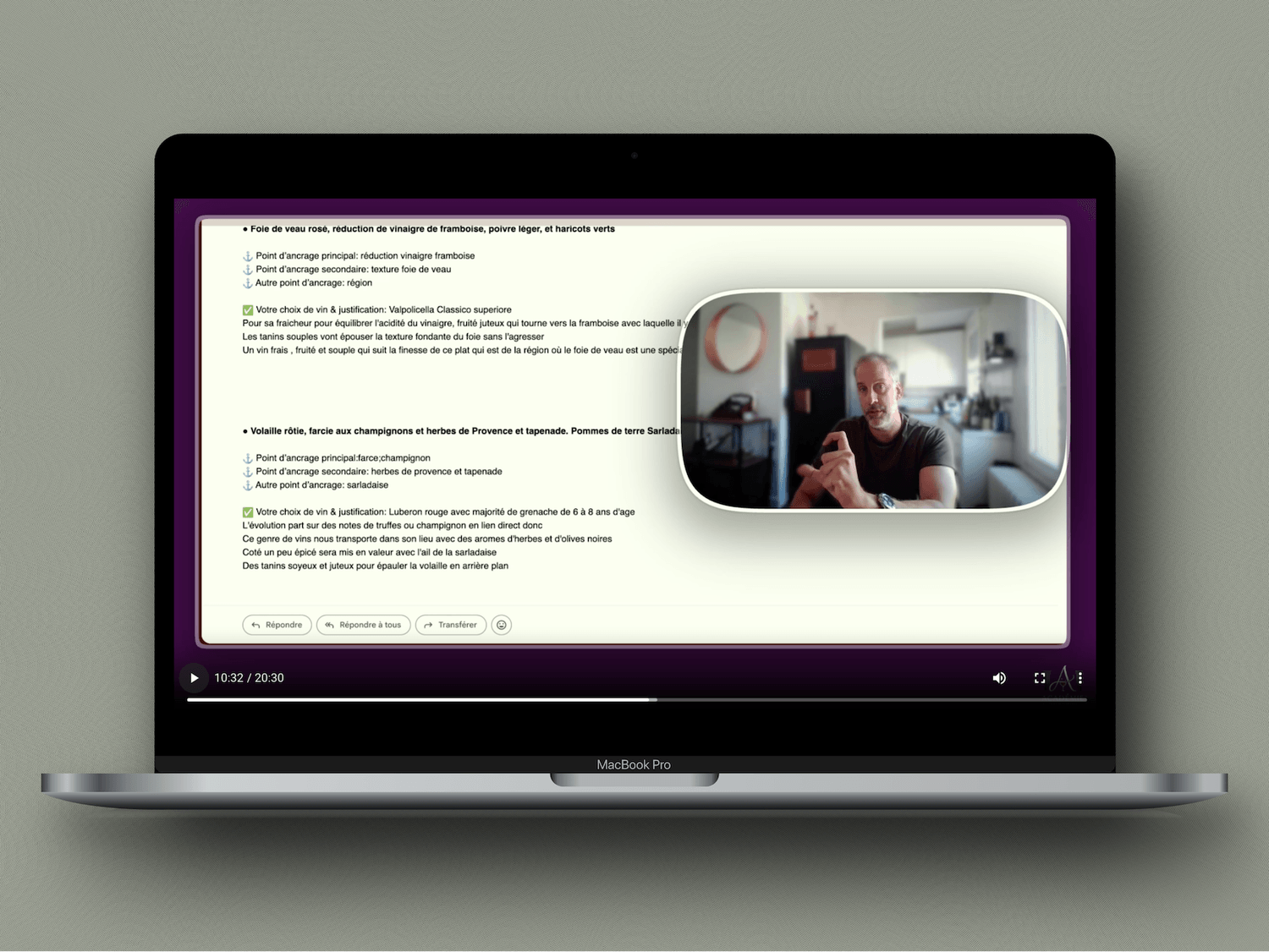 La correction des exercices de l'Académie™ se déroulent en vidéo
