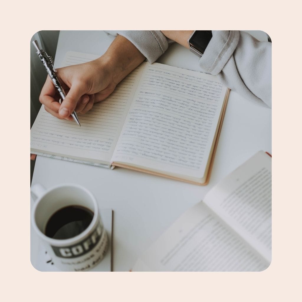 Formulario de contacto de Inés – Yoga para mujeres con problemas digestivos y estrés