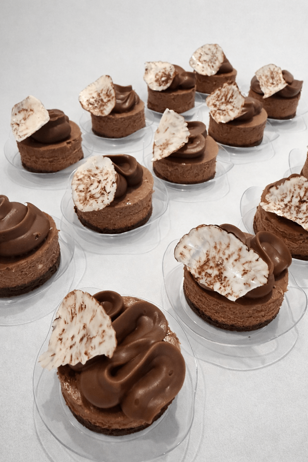 Mini chocolate cheesecakes with white chocolate tuile – Sweet Bite Tulsa