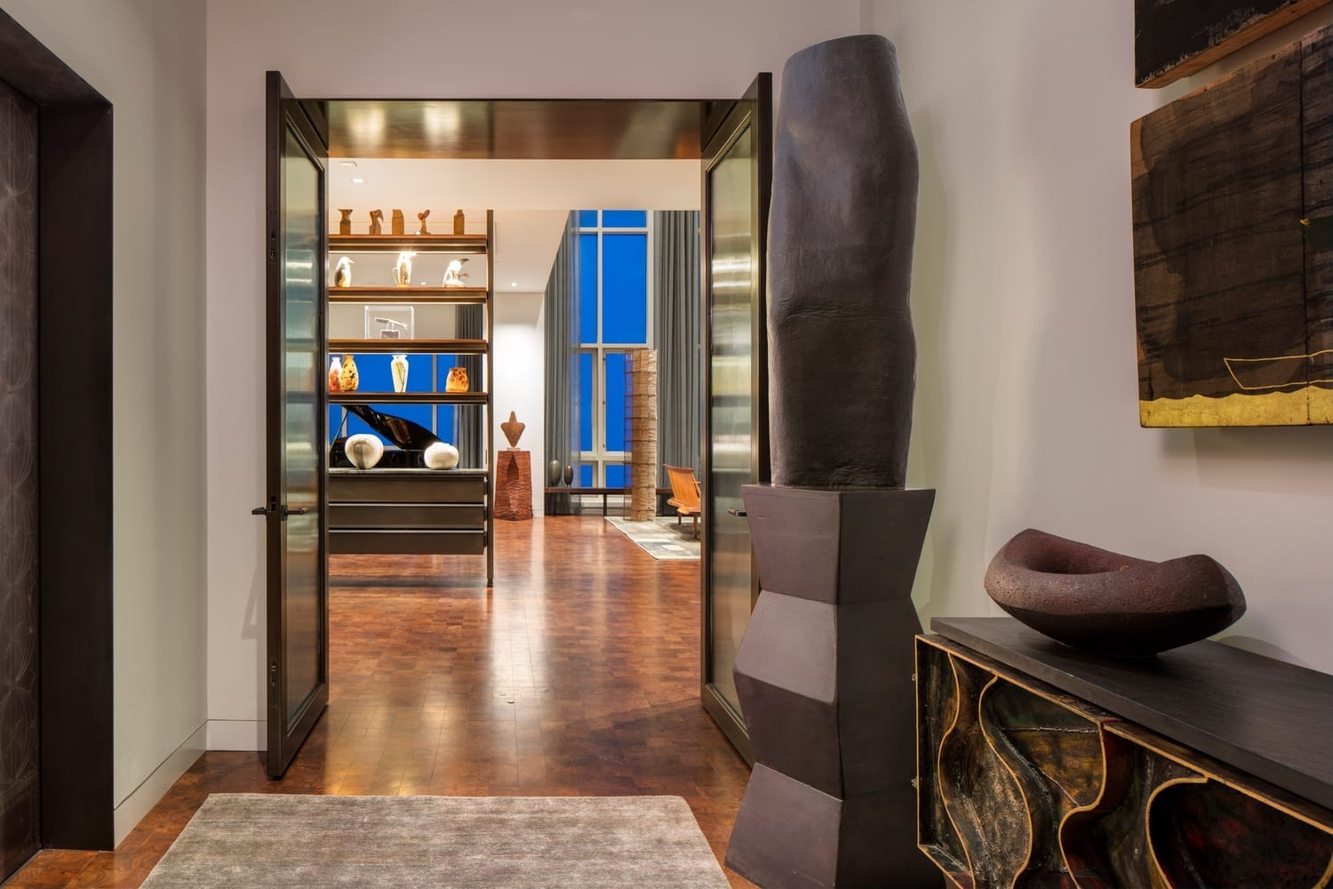 Penthouse flat by Wheeler Kearns Architects 