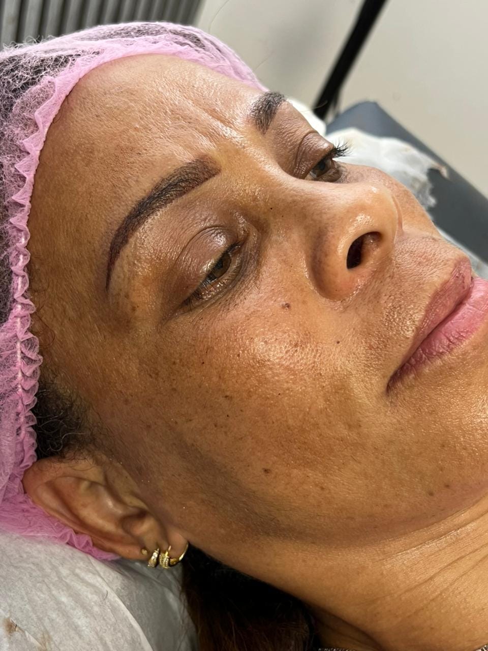 Proceso profesional de micropigmentación