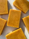 Jabon de curcuma
